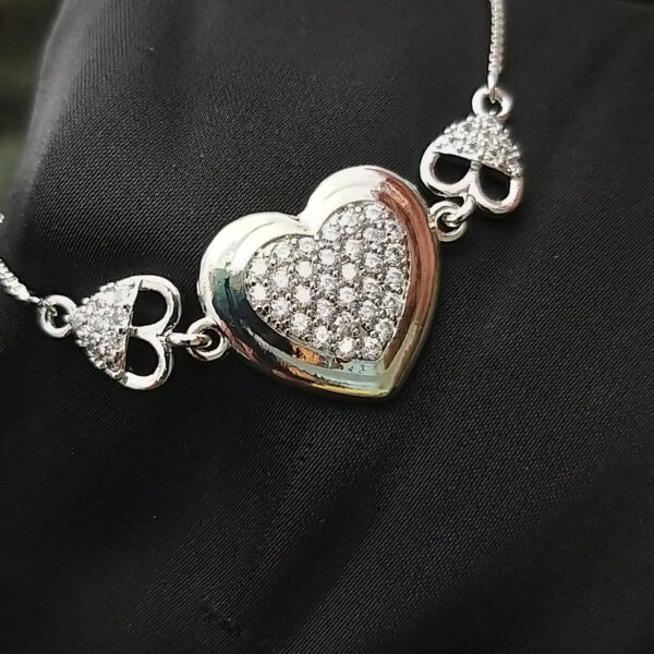 Love Link - Image 3