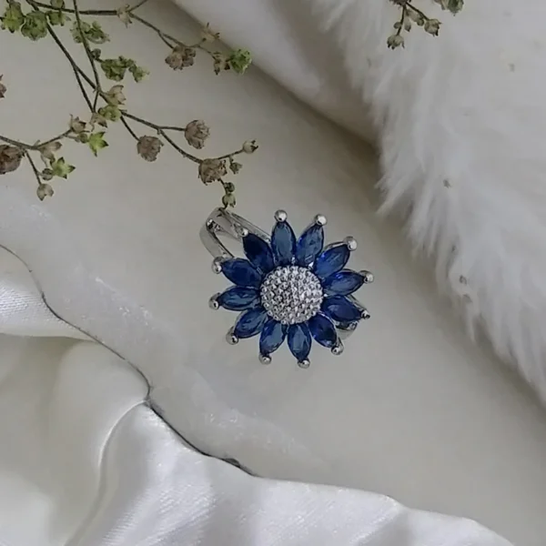 Dazzling Daisy ~ Navy - Image 2
