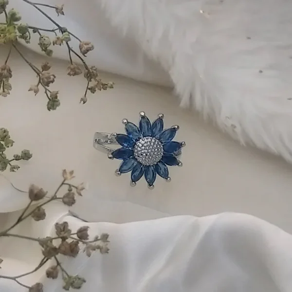 Dazzling Daisy ~ Navy - Image 3